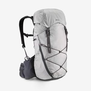 Mochila trilha trekking 900 25 litros cinza claro Quechua Cinza