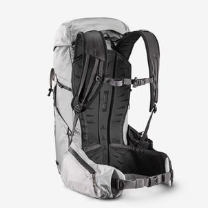 Mochila trilha trekking 900 25 litros cinza claro Quechua Cinza