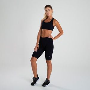 BERMUDA FEMININA SEM COSTURA DE YOGA PRETA