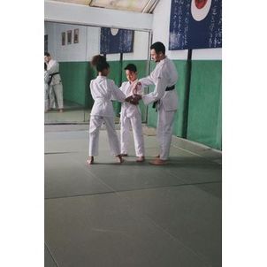 Kimono Infantil de Judô com faixa OutShock