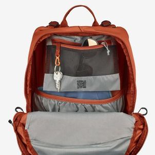 Mochila de Trilha e Trekking 500 25L Quechua Marrom
