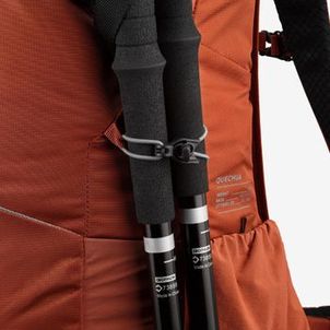 Mochila de Trilha e Trekking 500 25L Quechua Marrom