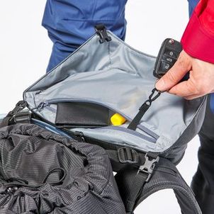 Mochila Montanhismo e Escalada 4 Litros Simond Preto