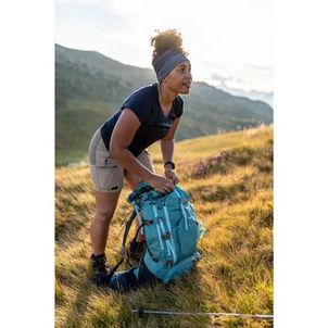 Mochila Feminina Trilha trekking MT 500 Air 45+10 litros turquesa